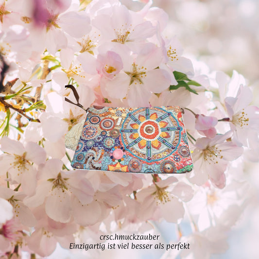 Clutch "Luzia"– Farbe trifft Eleganz