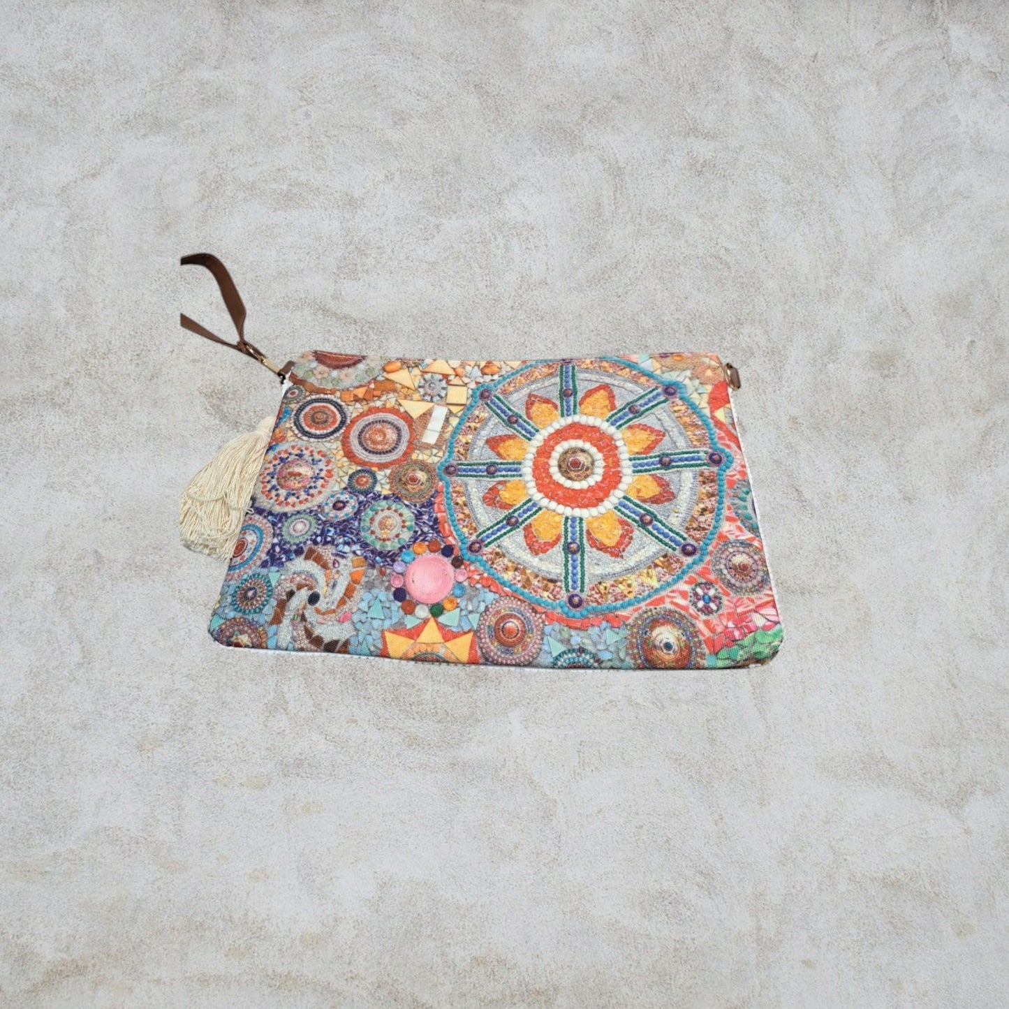 Clutch "Luzia"– Farbe trifft Eleganz