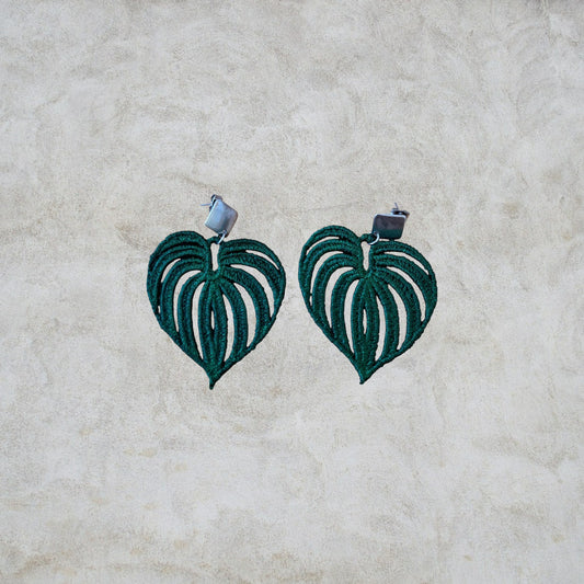 Gestickte Ohrringe „Monstera“ – Natur trifft Statement